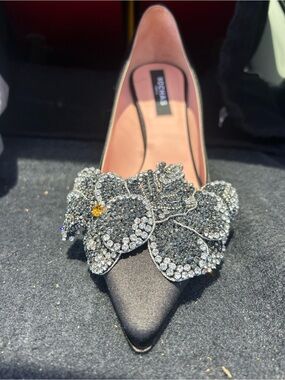 Rocha Crystal Flower Satin Pump